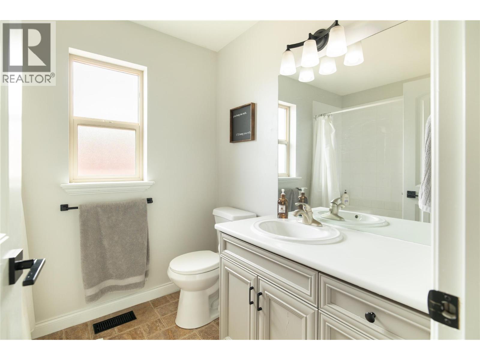 319 Mccarren Avenue, Kelowna, British Columbia  V1W 5A6 - Photo 32 - 10403069