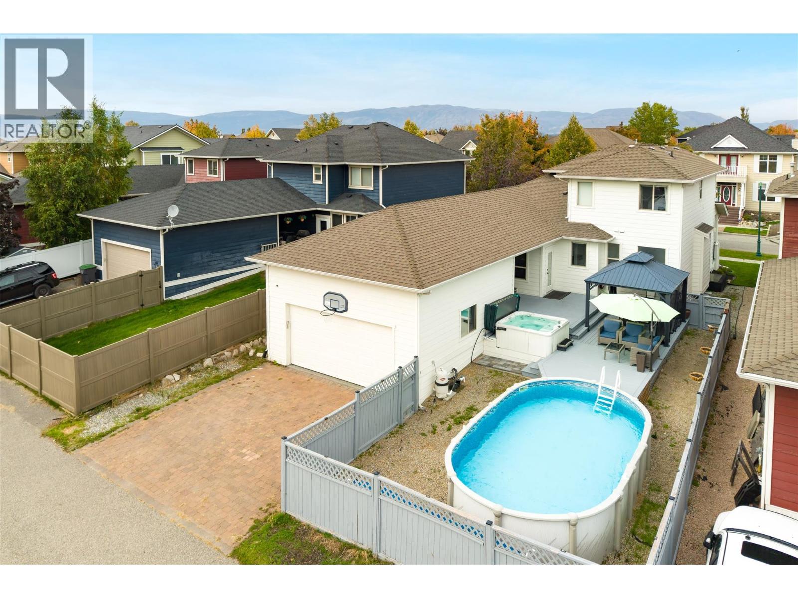 319 Mccarren Avenue, Kelowna, British Columbia  V1W 5A6 - Photo 51 - 10403069