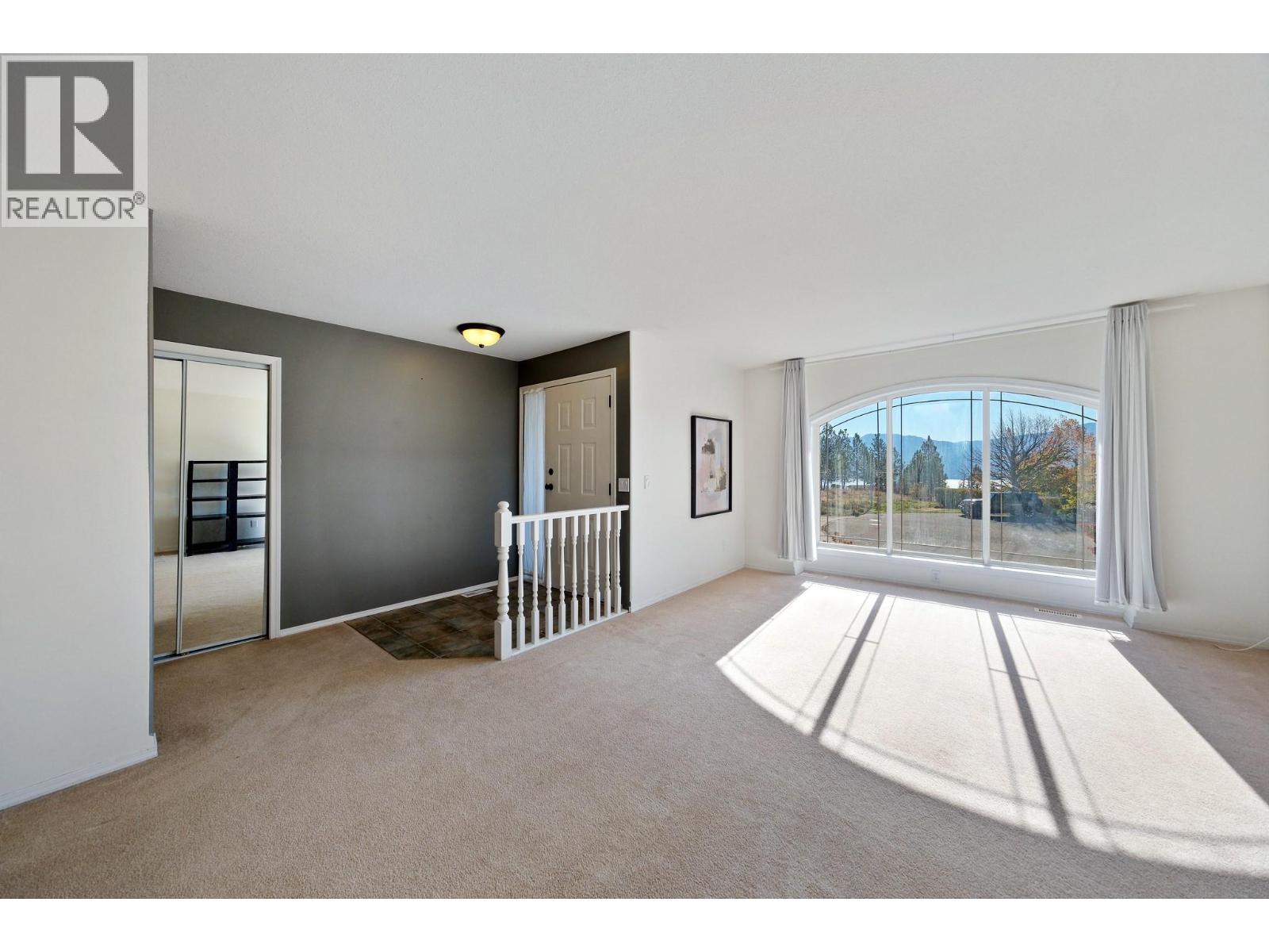 2800 Doucette Drive, West Kelowna, British Columbia  V4T 2S6 - Photo 3 - 10403614