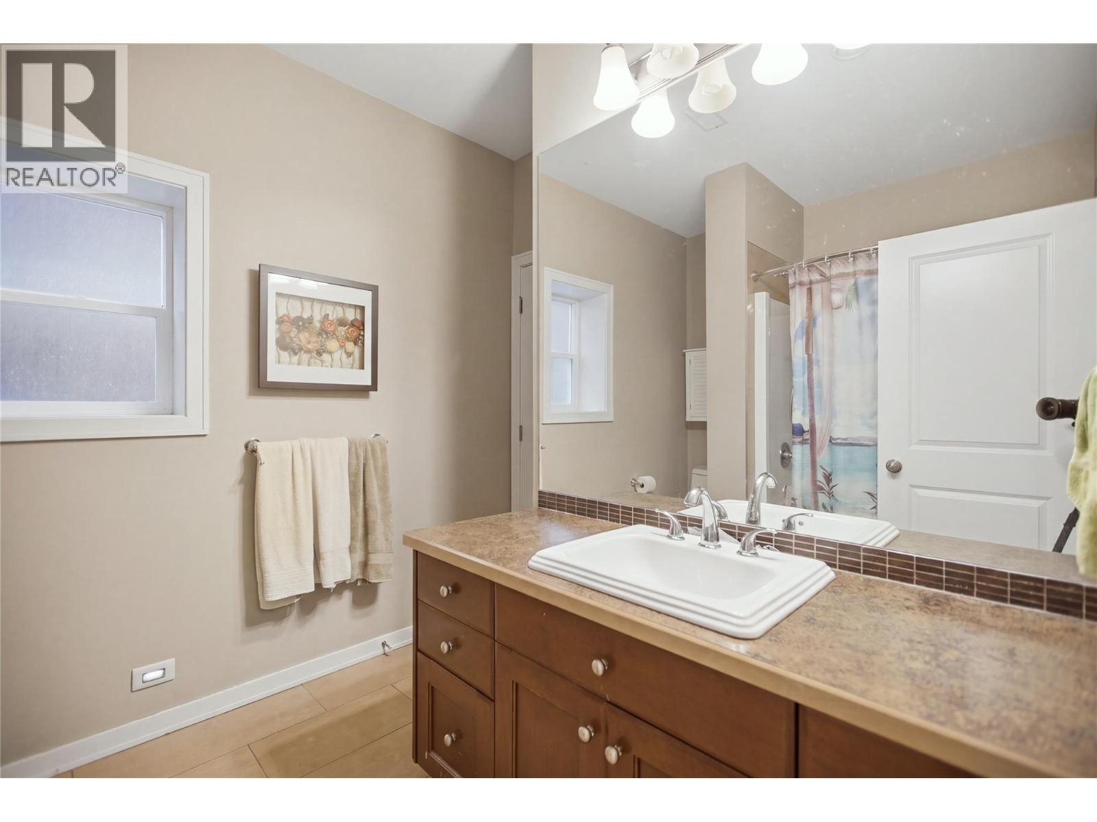 1900 Irongate Place Unit# 2, Kamloops, British Columbia  V2H 0B1 - Photo 50 - 10403641
