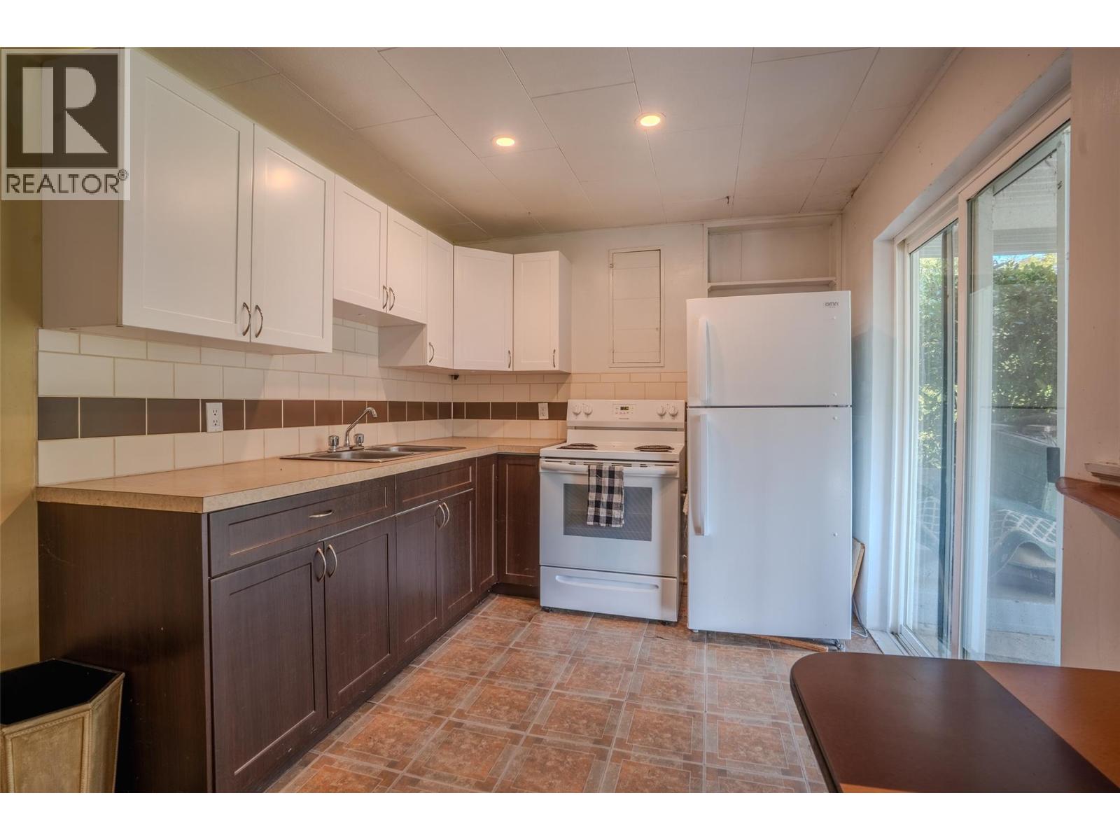 942 3a Highway, Nelson, British Columbia  V1L 6J5 - Photo 44 - 10402164