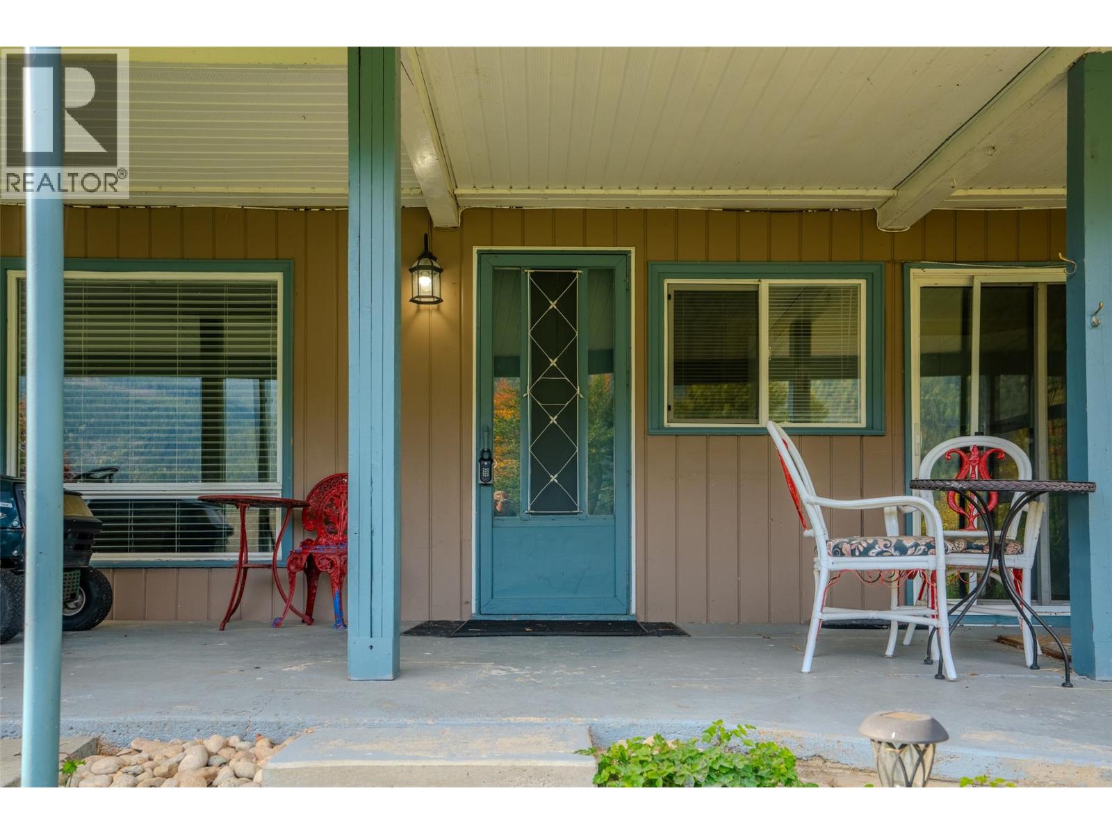 942 3a Highway, Nelson, British Columbia  V1L 6J5 - Photo 54 - 10402164