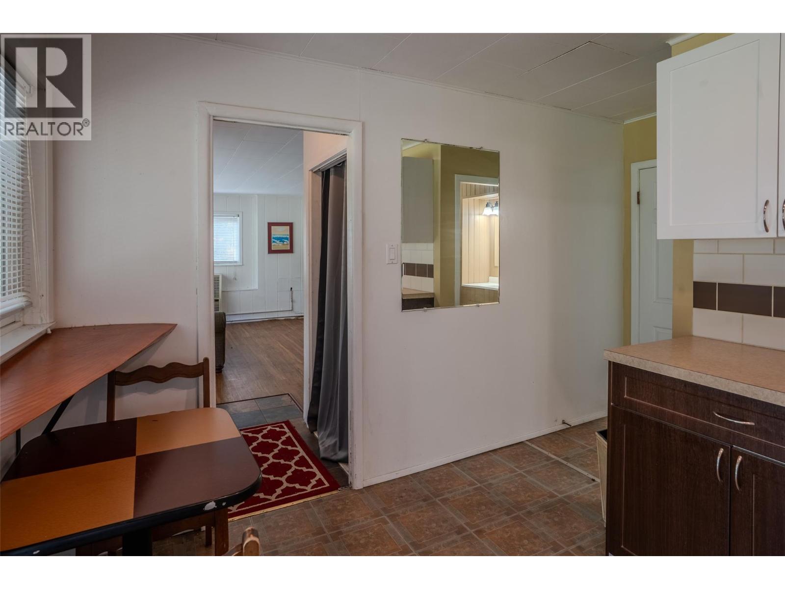 942 3a Highway, Nelson, British Columbia  V1L 6J5 - Photo 57 - 10402164