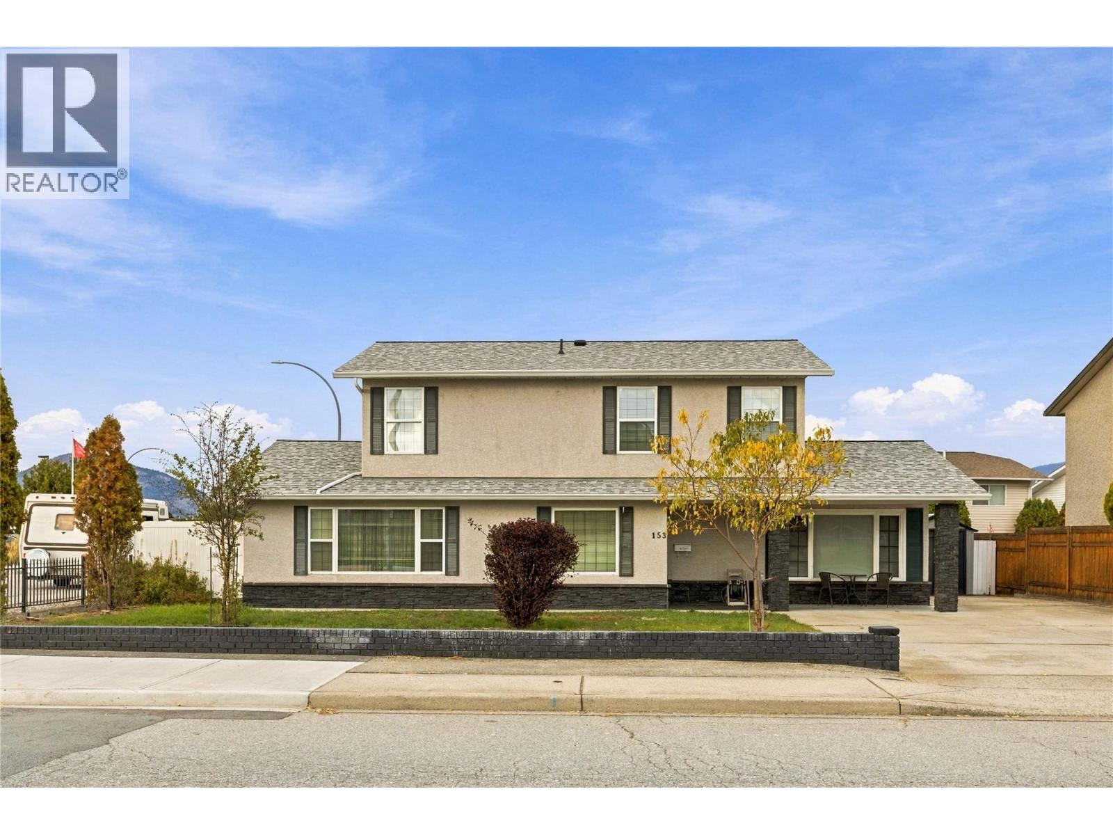 153 Yorkton Avenue, Penticton, British Columbia  V2A 3V3 - Photo 2 - 10403544