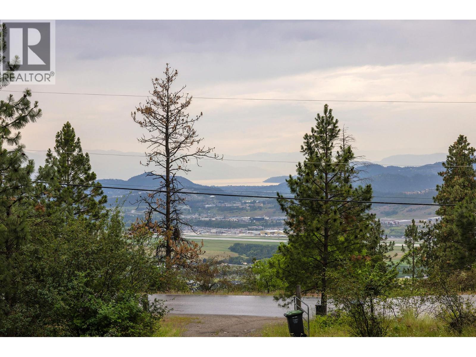 6439 Farmers Drive, Kelowna, British Columbia  V1P 1A2 - Photo 11 - 10403665