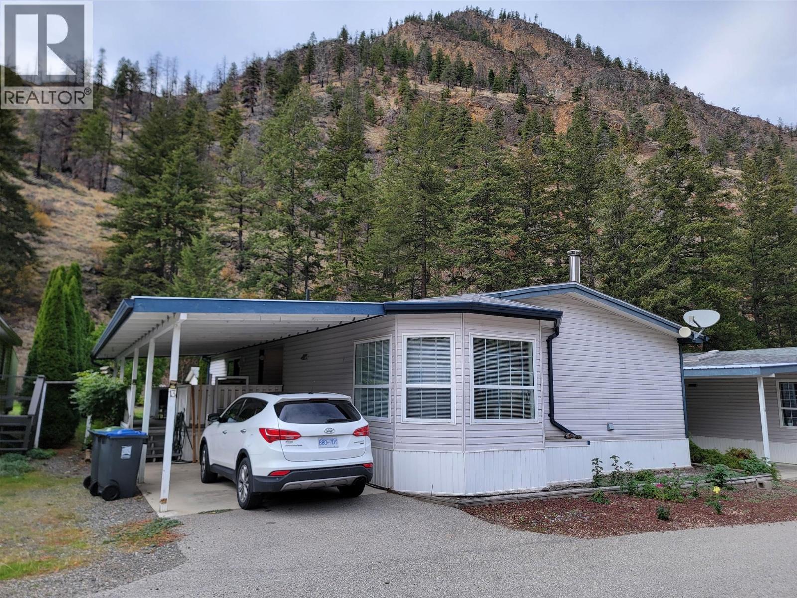 1518 Highway 3a Unit# 13, Keremeos, British Columbia  V0X 1N6 - Photo 1 - 10403673