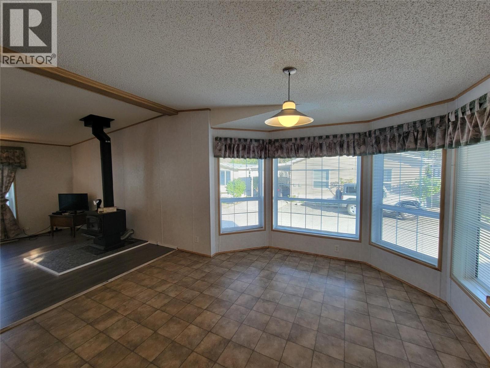 1518 Highway 3a Unit# 13, Keremeos, British Columbia  V0X 1N6 - Photo 13 - 10403673