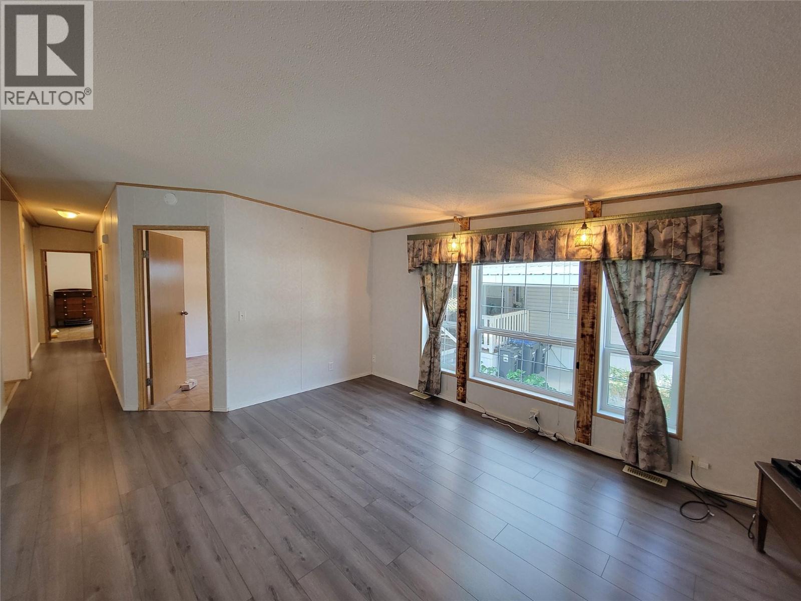 1518 Highway 3a Unit# 13, Keremeos, British Columbia  V0X 1N6 - Photo 14 - 10403673