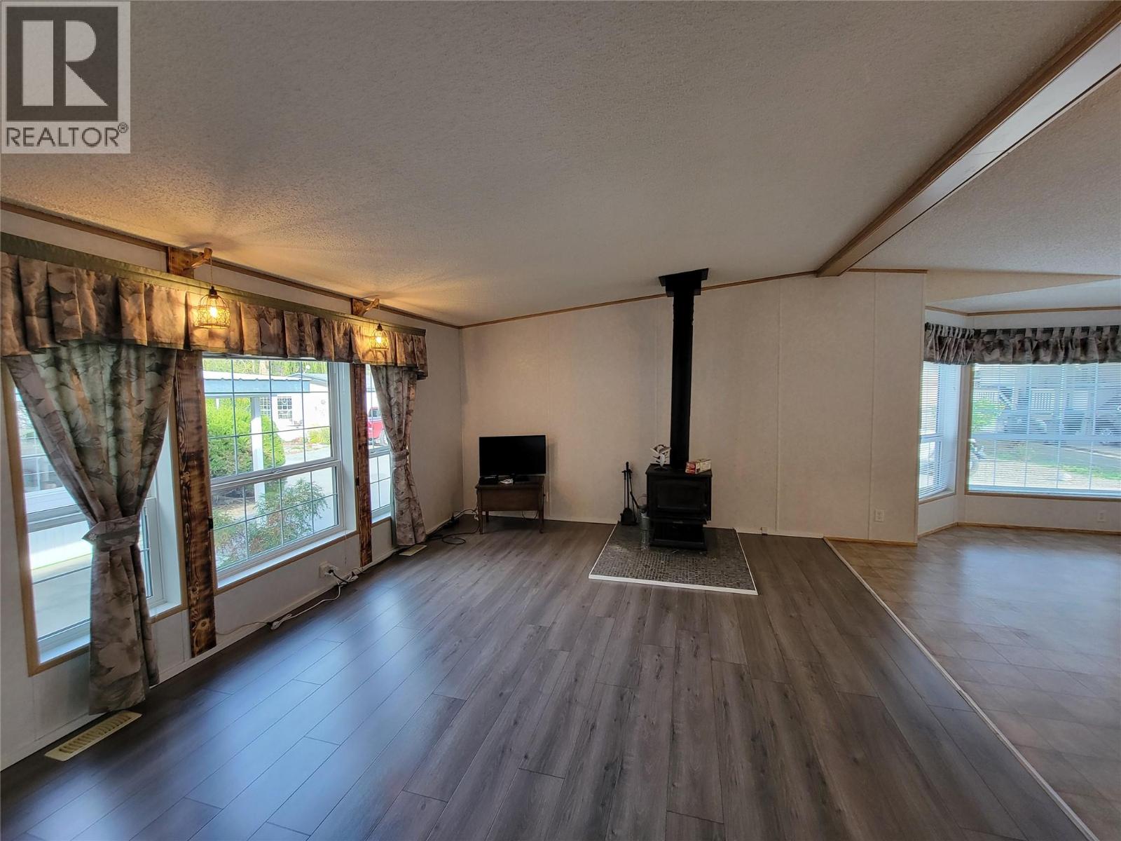 1518 Highway 3a Unit# 13, Keremeos, British Columbia  V0X 1N6 - Photo 15 - 10403673
