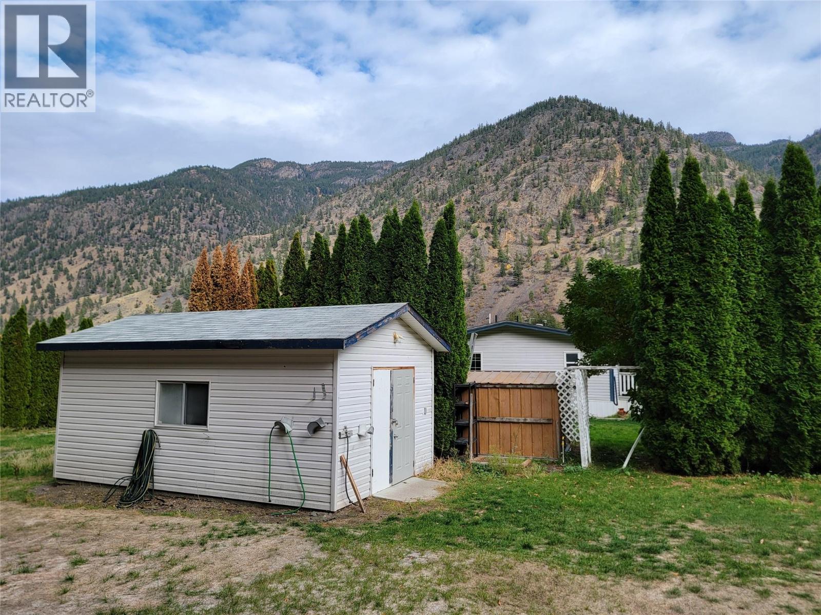 1518 Highway 3a Unit# 13, Keremeos, British Columbia  V0X 1N6 - Photo 3 - 10403673