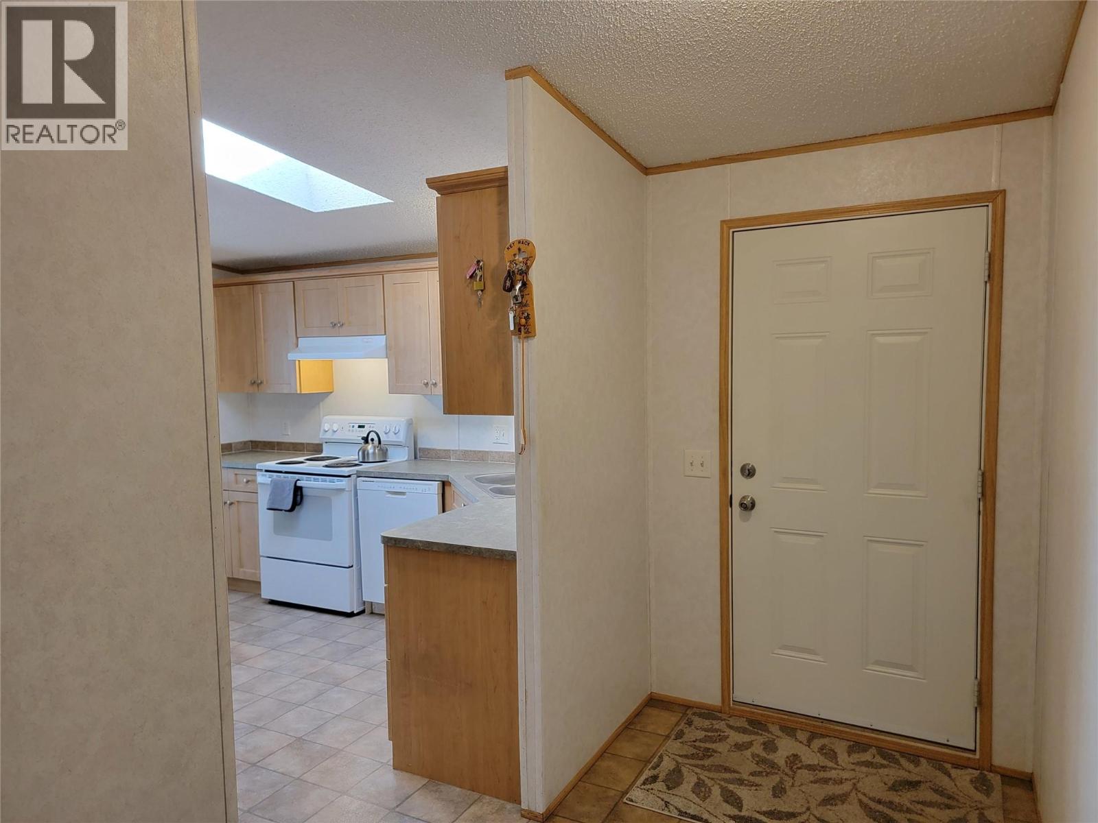 1518 Highway 3a Unit# 13, Keremeos, British Columbia  V0X 1N6 - Photo 5 - 10403673