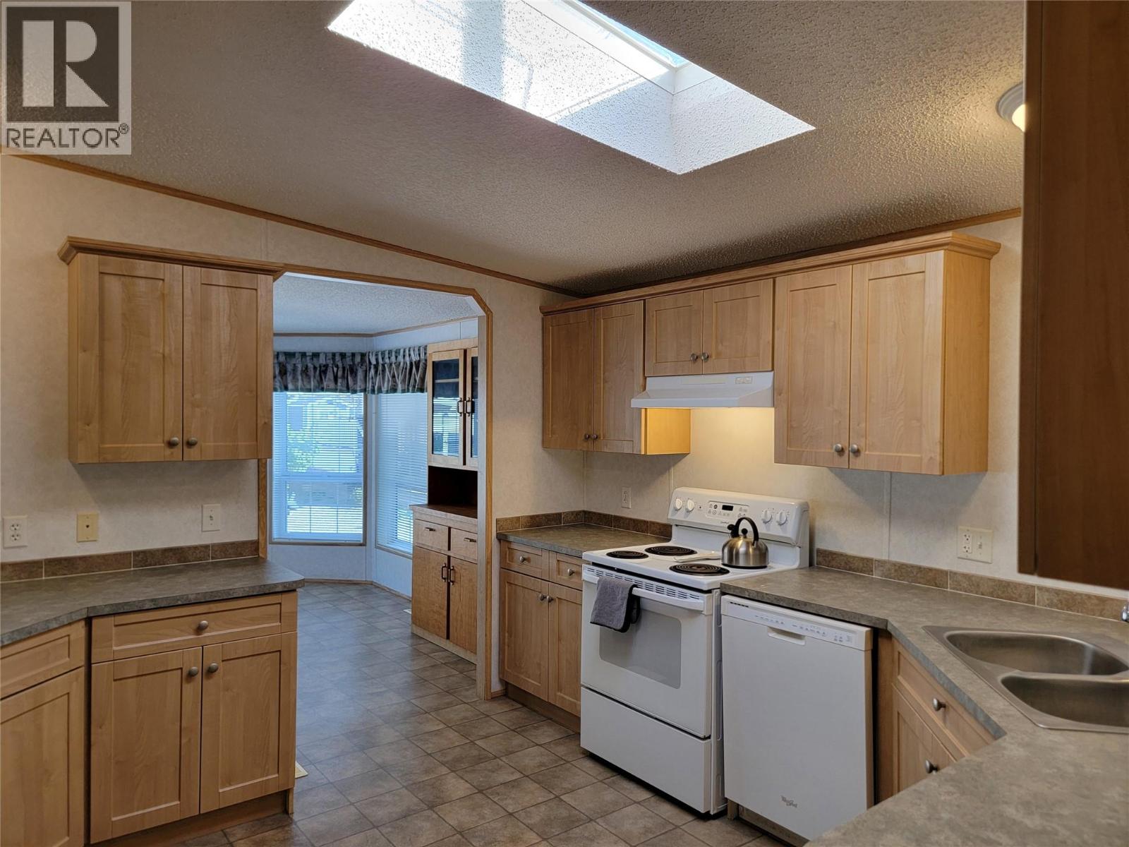 1518 Highway 3a Unit# 13, Keremeos, British Columbia  V0X 1N6 - Photo 6 - 10403673
