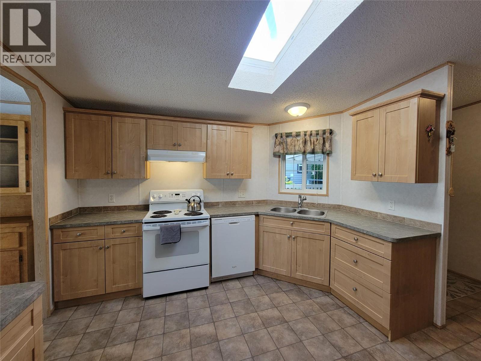 1518 Highway 3a Unit# 13, Keremeos, British Columbia  V0X 1N6 - Photo 7 - 10403673
