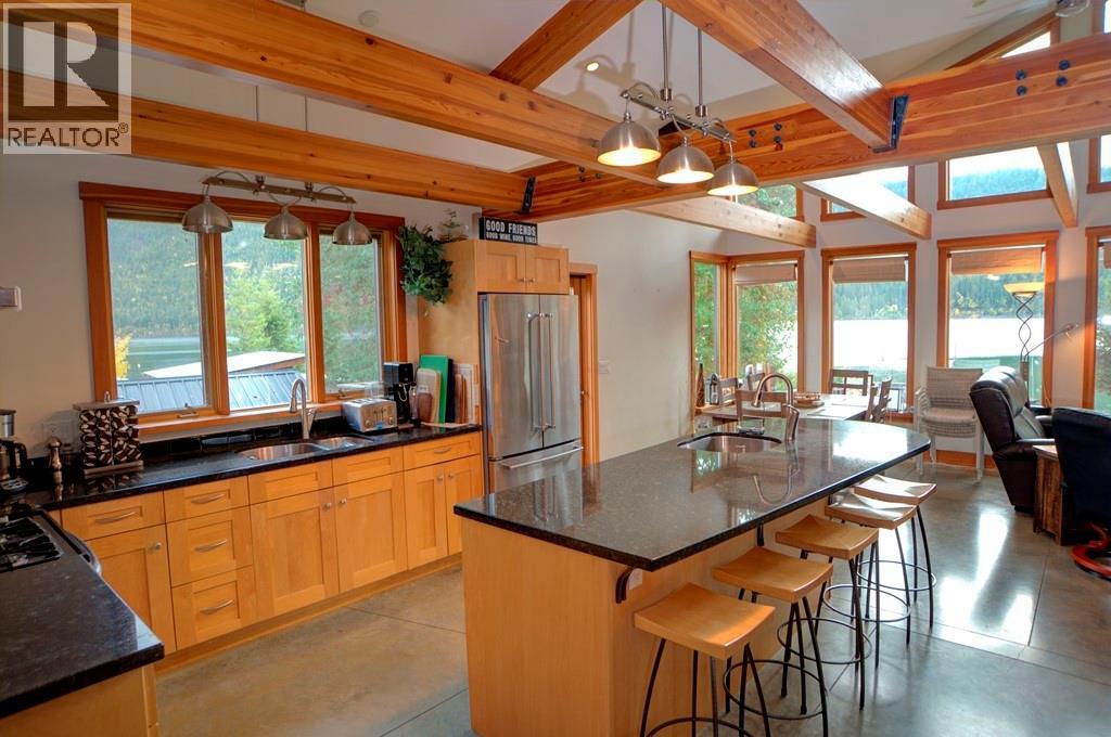 4662 Crescent Road, Nelson, British Columbia  V1L 6N3 - Photo 14 - 10403456