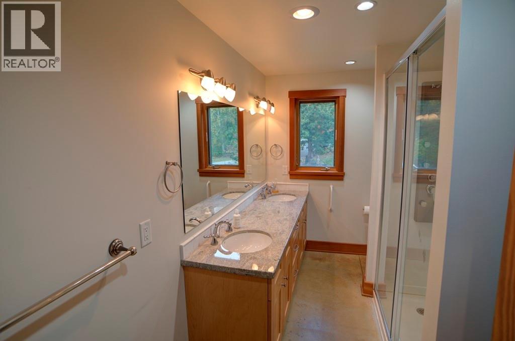 4662 Crescent Road, Nelson, British Columbia  V1L 6N3 - Photo 20 - 10403456