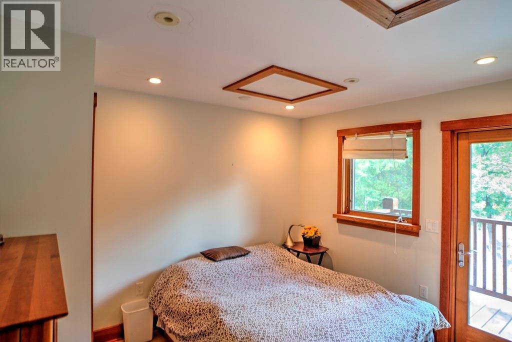 4662 Crescent Road, Nelson, British Columbia  V1L 6N3 - Photo 22 - 10403456