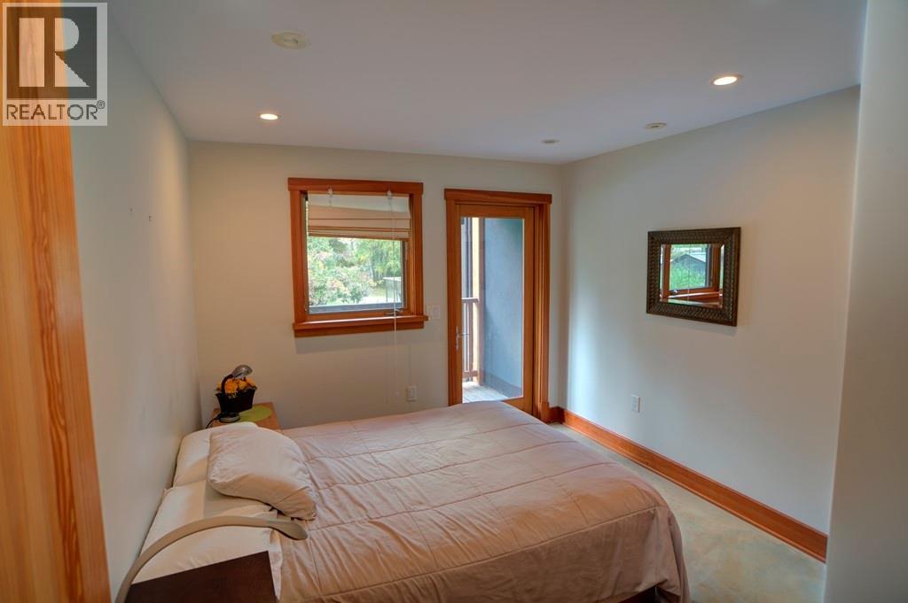 4662 Crescent Road, Nelson, British Columbia  V1L 6N3 - Photo 23 - 10403456