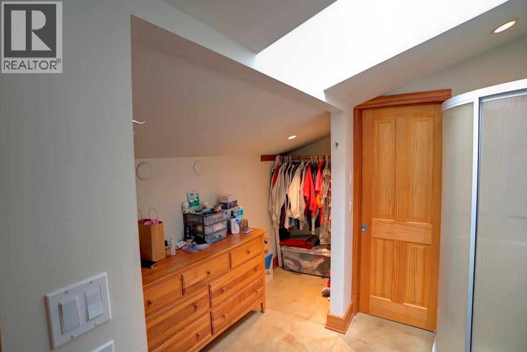 4662 Crescent Road, Nelson, British Columbia  V1L 6N3 - Photo 25 - 10403456