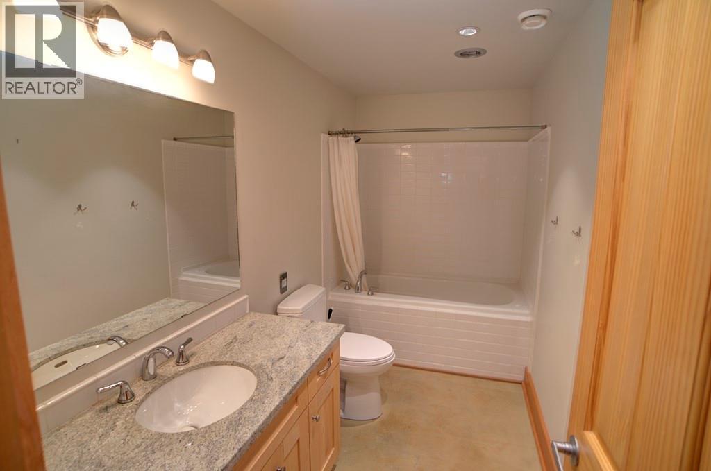 4662 Crescent Road, Nelson, British Columbia  V1L 6N3 - Photo 30 - 10403456