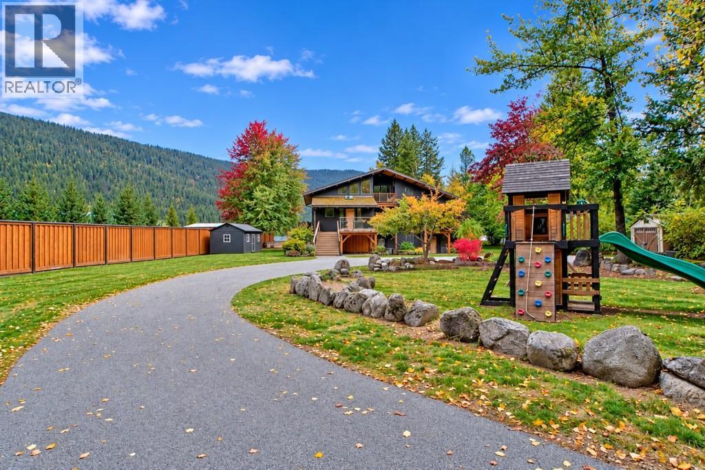 4662 Crescent Road, Nelson, British Columbia  V1L 6N3 - Photo 7 - 10403456