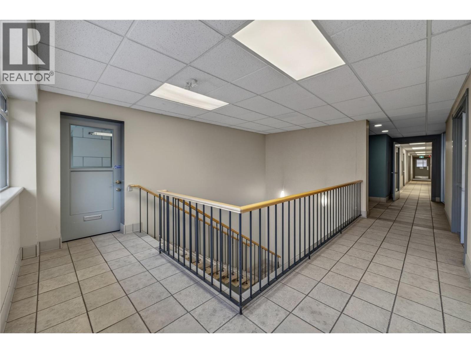 304 Martin Street, Penticton, British Columbia  V2A 5K4 - Photo 6 - 10403050