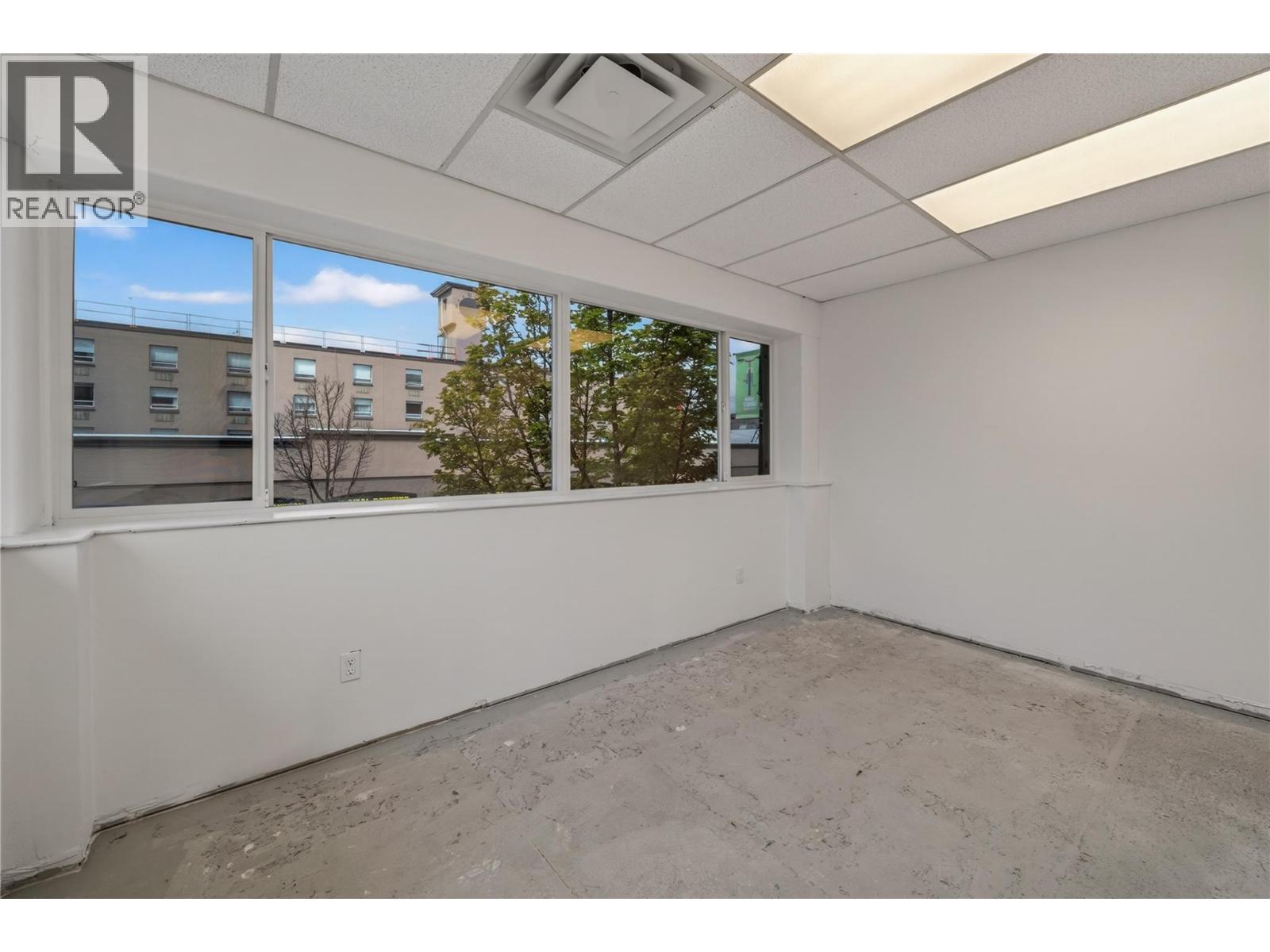 304 Martin Street, Penticton, British Columbia  V2A 5K4 - Photo 8 - 10403050