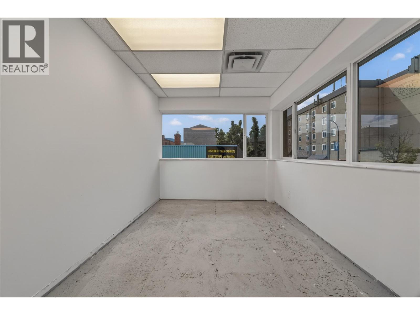 304 Martin Street, Penticton, British Columbia  V2A 5K4 - Photo 9 - 10403050