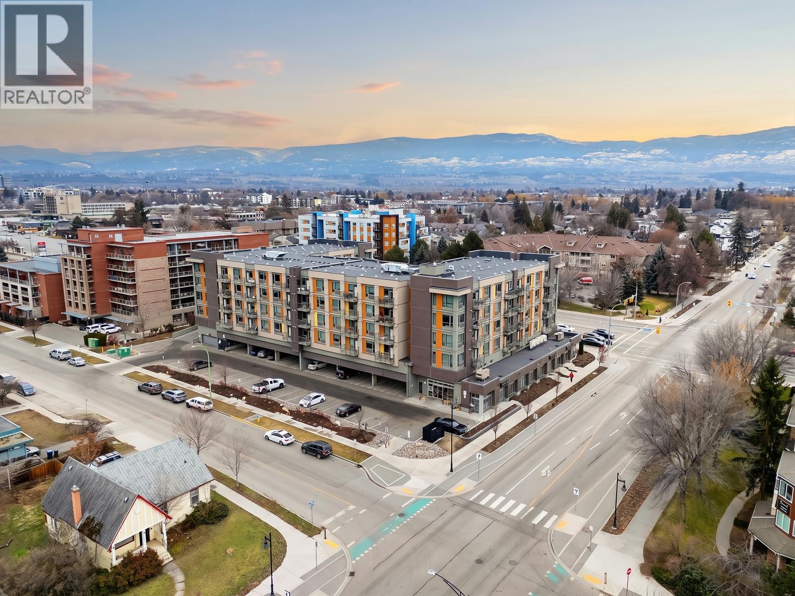 925 Leon Avenue Unit# 327, Kelowna, British Columbia  V1Y 0E5 - Photo 2 - 10403664