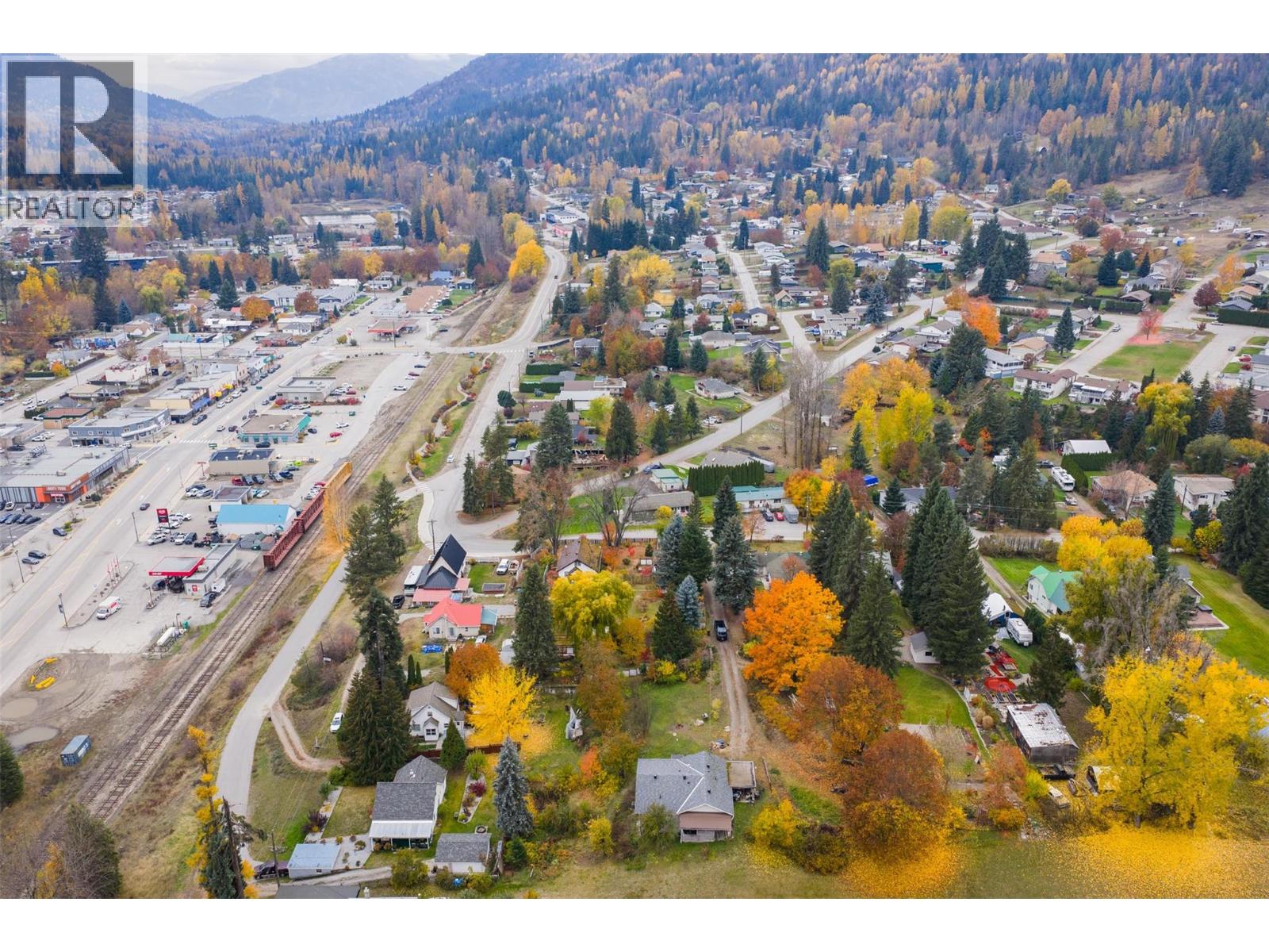 1976 Watson Lane, Fruitvale, British Columbia  V0G 1L1 - Photo 34 - 10403639