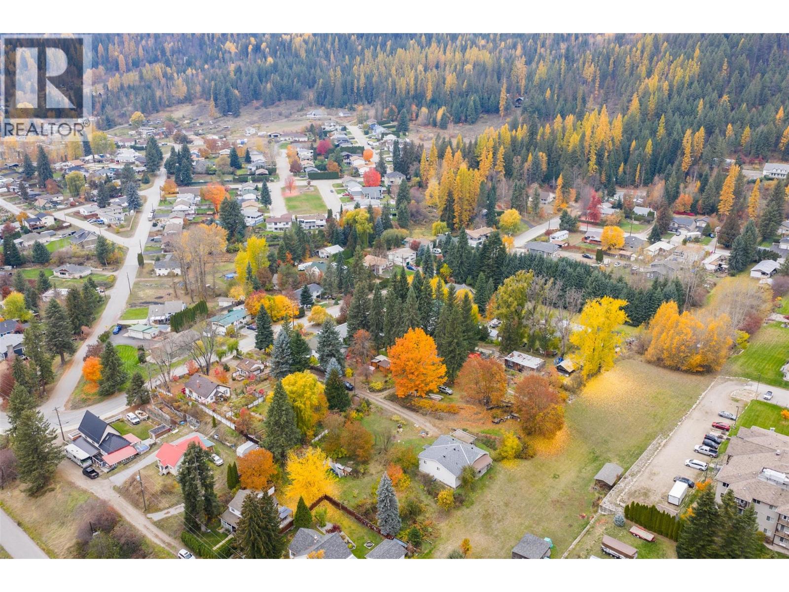 1976 Watson Lane, Fruitvale, British Columbia  V0G 1L1 - Photo 35 - 10403639