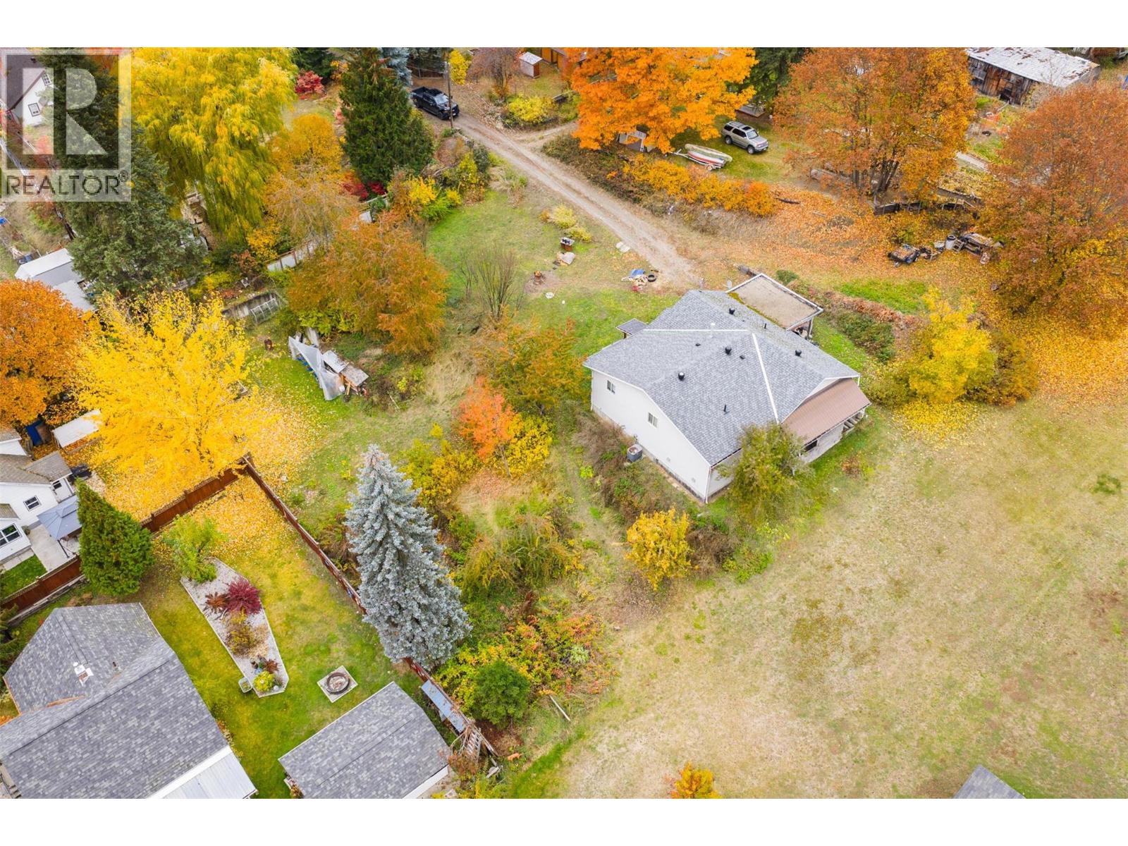1976 Watson Lane, Fruitvale, British Columbia  V0G 1L1 - Photo 39 - 10403639