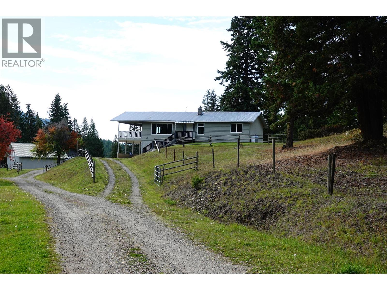 1325 Hepburn Road, Chase, British Columbia  V0E 1M1 - Photo 20 - 10403628