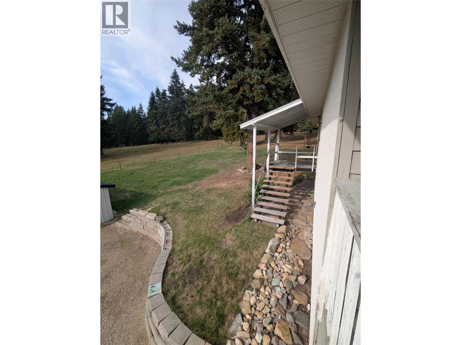 1325 Hepburn Road, Chase, British Columbia  V0E 1M1 - Photo 29 - 10403628