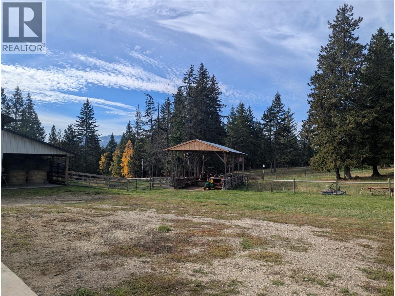 1325 Hepburn Road, Chase, British Columbia  V0E 1M1 - Photo 30 - 10403628