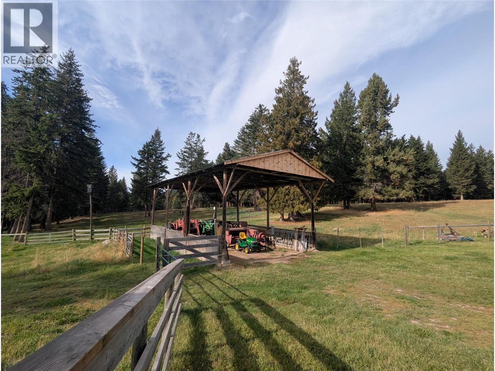 1325 Hepburn Road, Chase, British Columbia  V0E 1M1 - Photo 36 - 10403628