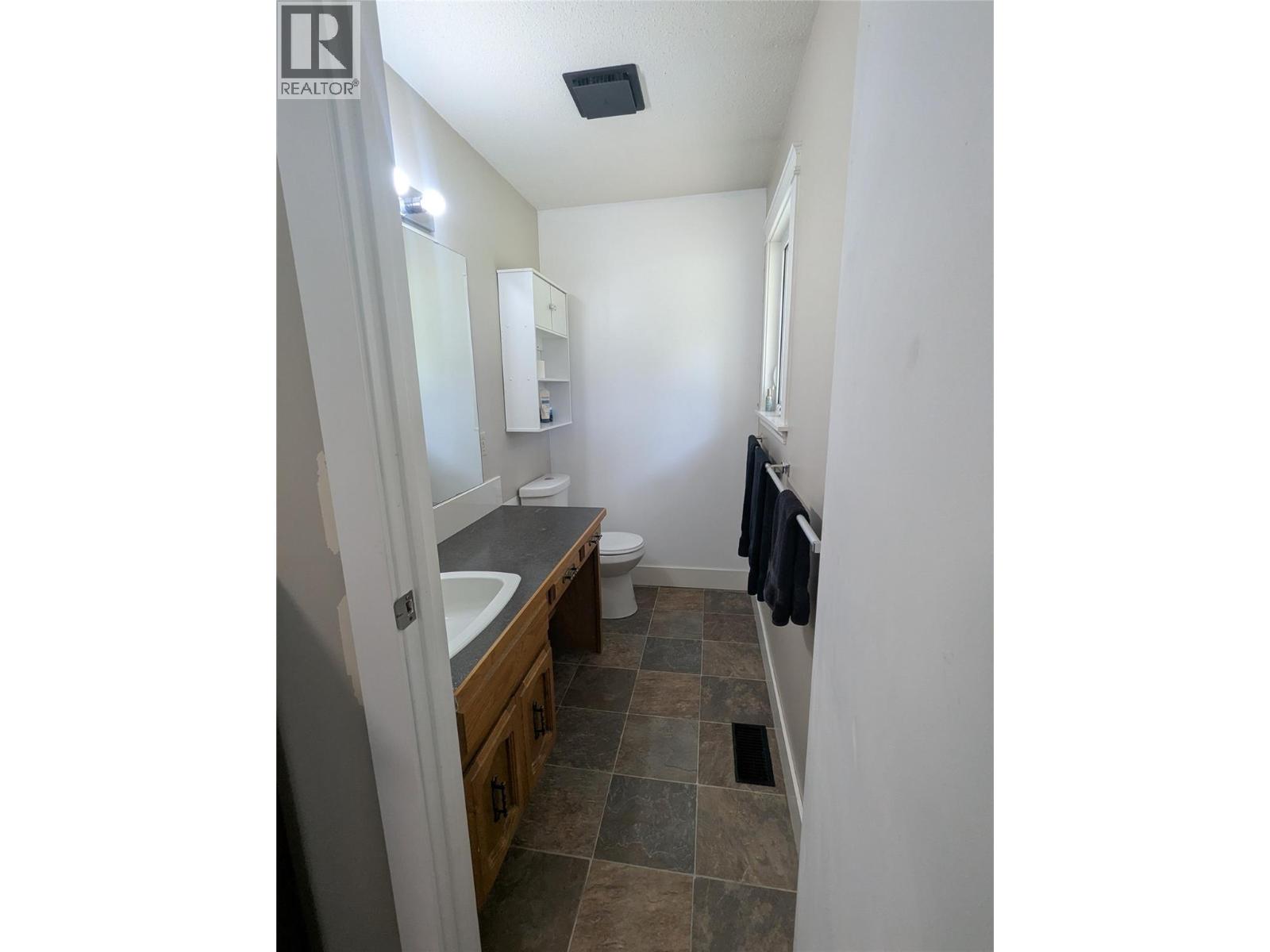 1325 Hepburn Road, Chase, British Columbia  V0E 1M1 - Photo 42 - 10403628