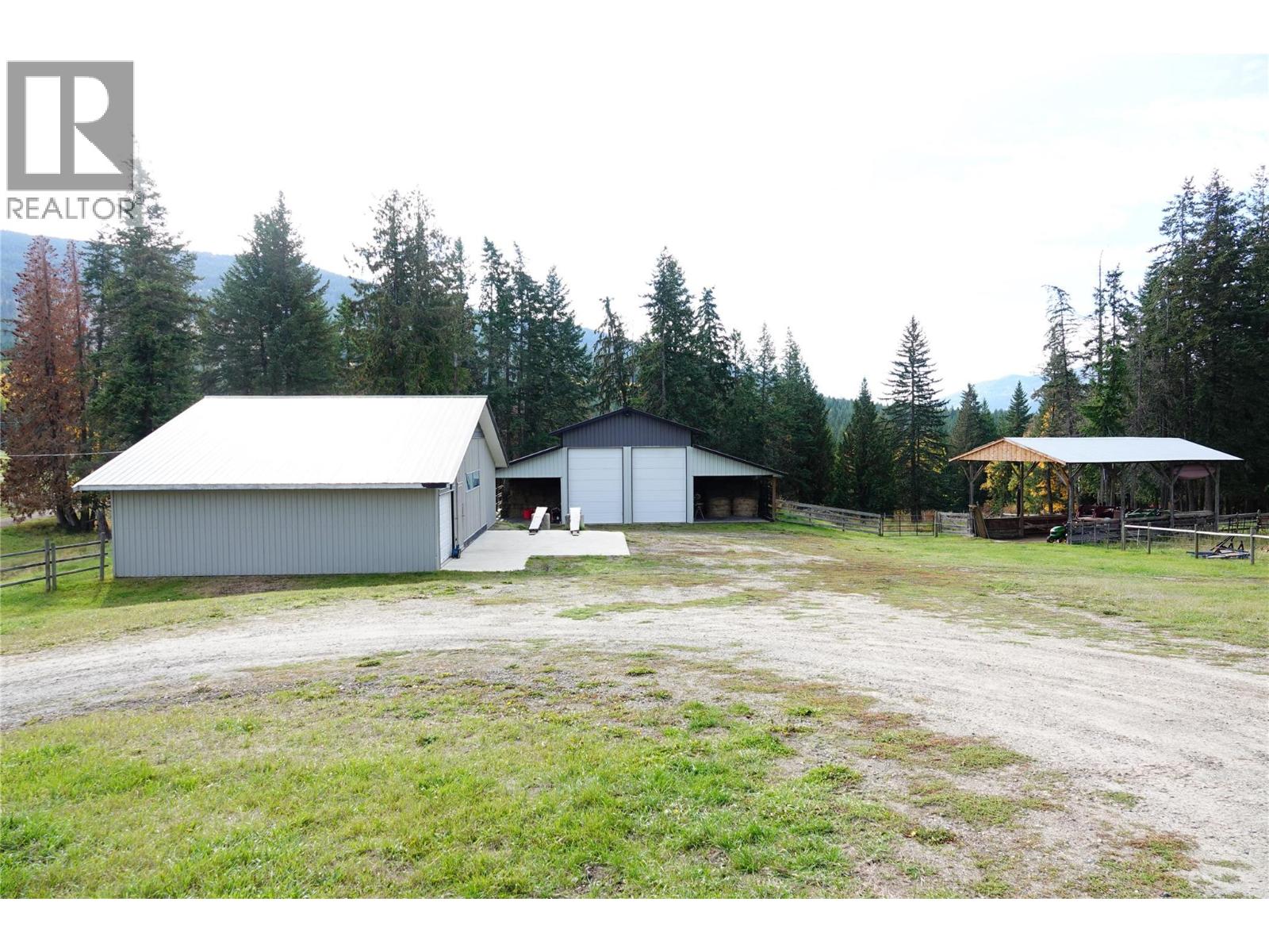 1325 Hepburn Road, Chase, British Columbia  V0E 1M1 - Photo 6 - 10403628