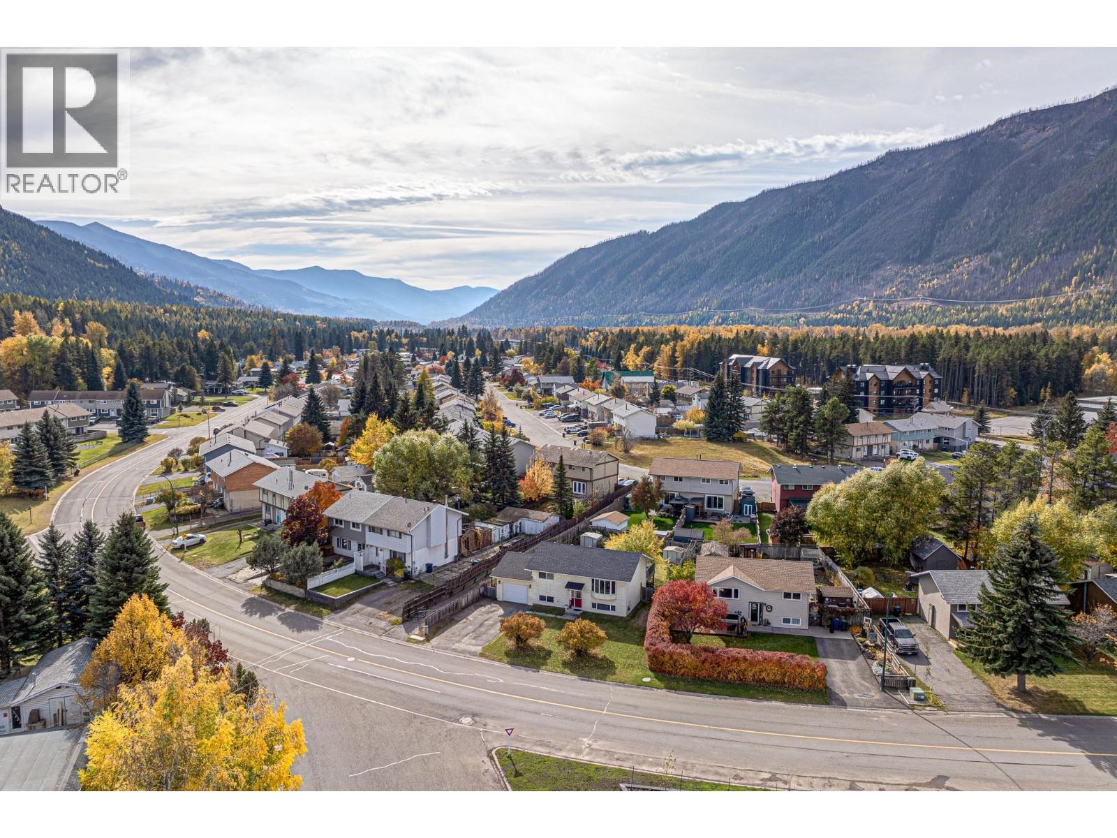 417 Engelmann Spruce Drive, Sparwood, British Columbia  V0B 2G0 - Photo 53 - 10403067