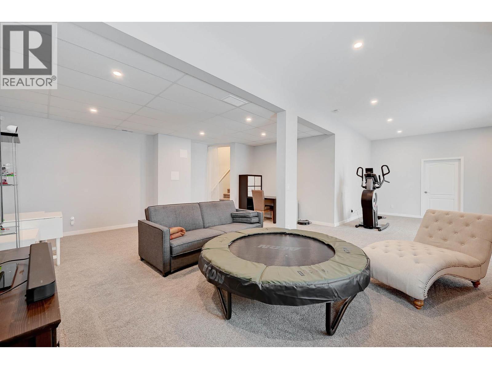 422 Azure Place, Kamloops, British Columbia  V2E 2R2 - Photo 44 - 10403691