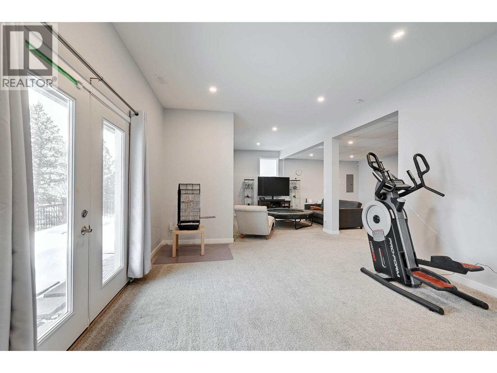 422 Azure Place, Kamloops, British Columbia  V2E 2R2 - Photo 46 - 10403691