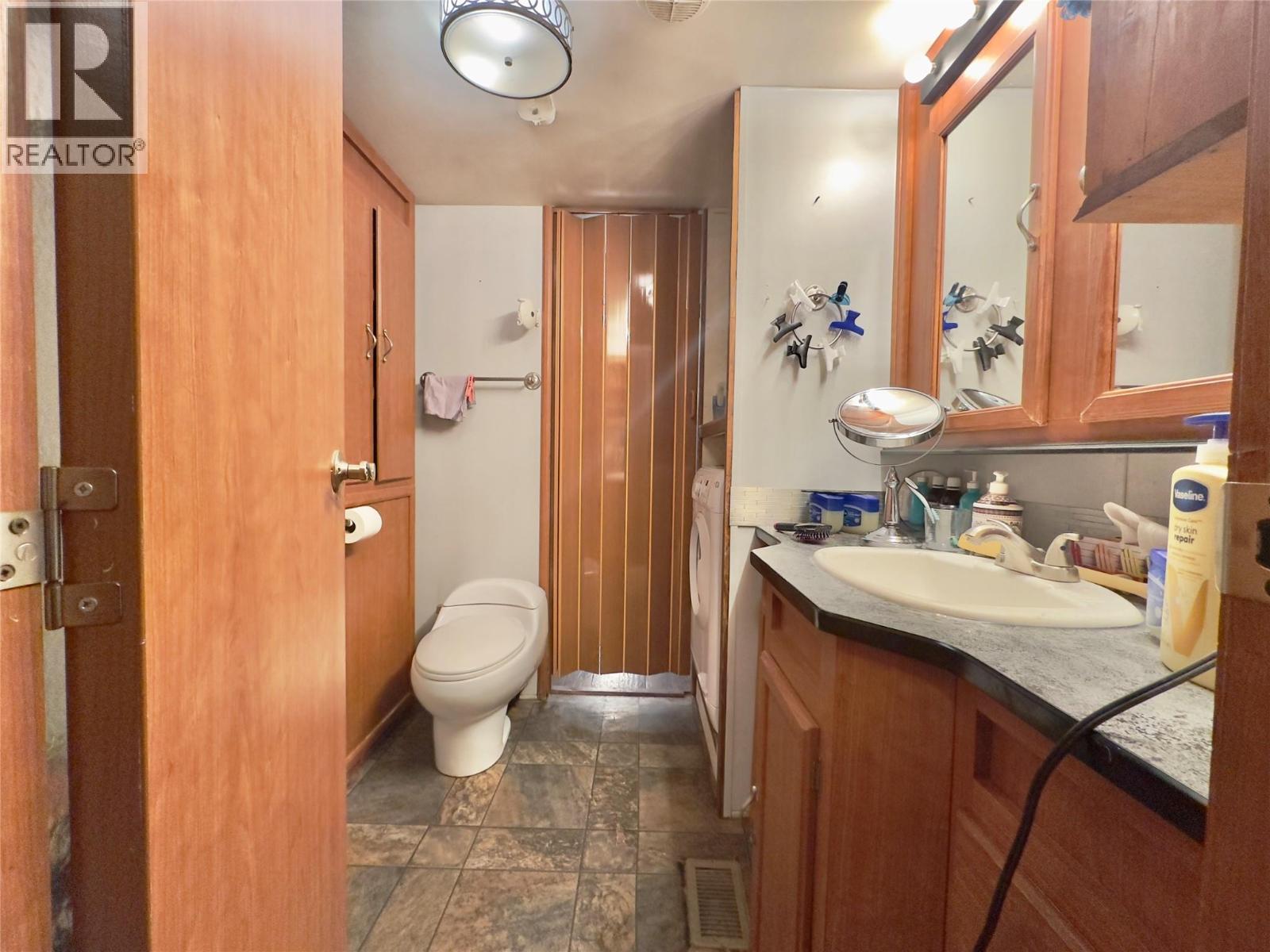 4354 Highway 3 Unit# 84, Keremeos, British Columbia  V0X 1N1 - Photo 8 - 10403407
