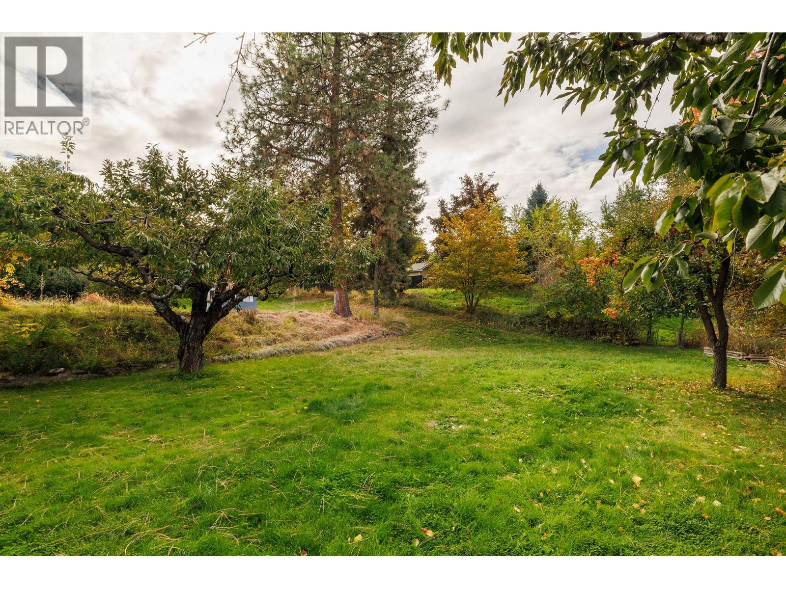 4614 Mission Ridge Court, Kelowna, British Columbia  V1Y 8R3 - Photo 38 - 10403655