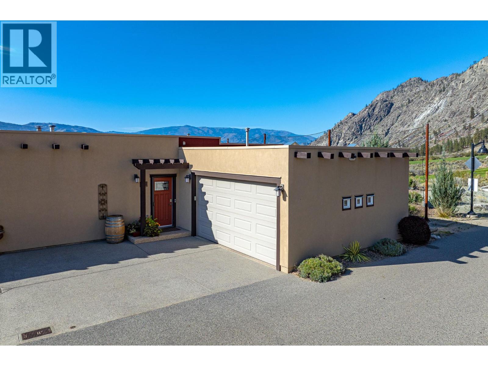 2000 Valleyview Drive Unit# 6, Osoyoos, British Columbia  V0H 1V6 - Photo 1 - 10403148