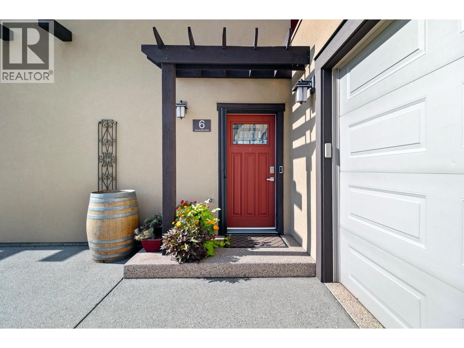 2000 Valleyview Drive Unit# 6, Osoyoos, British Columbia  V0H 1V6 - Photo 3 - 10403148