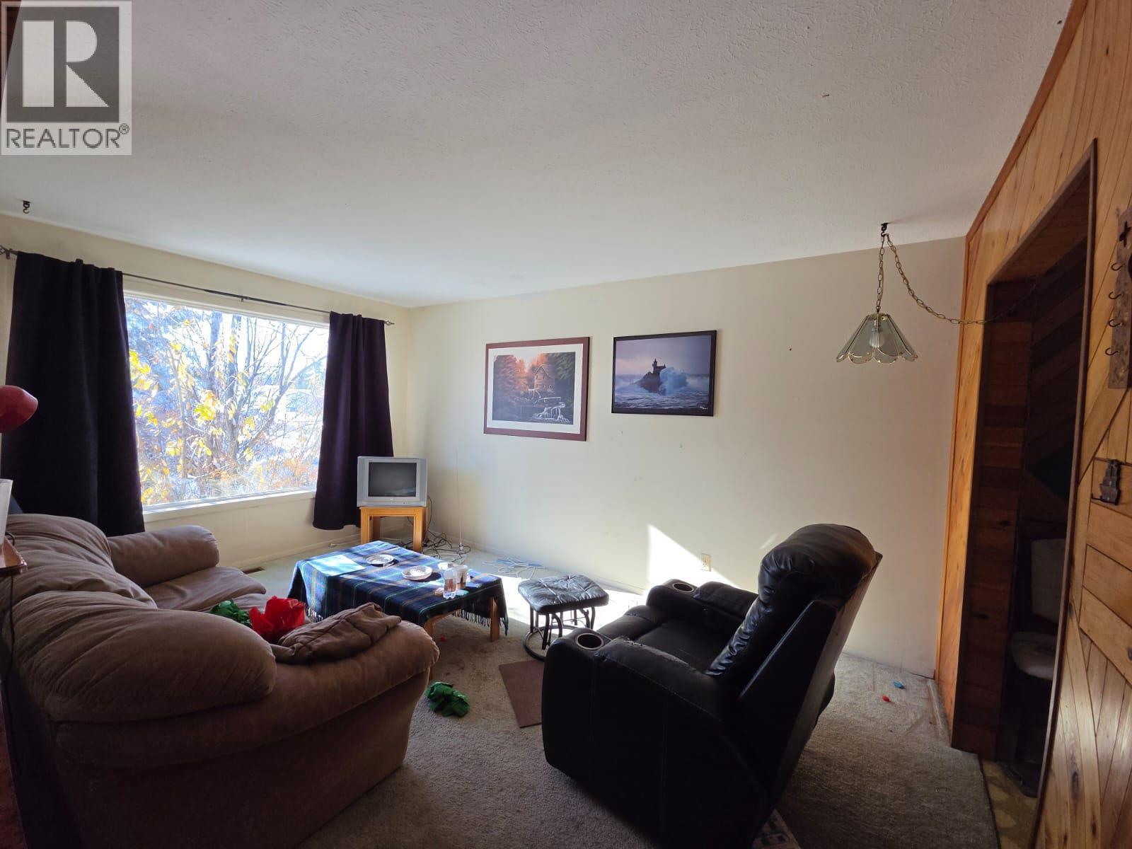 36 Sukunka Place, Tumbler Ridge, British Columbia  V0C 2W0 - Photo 6 - 10403695