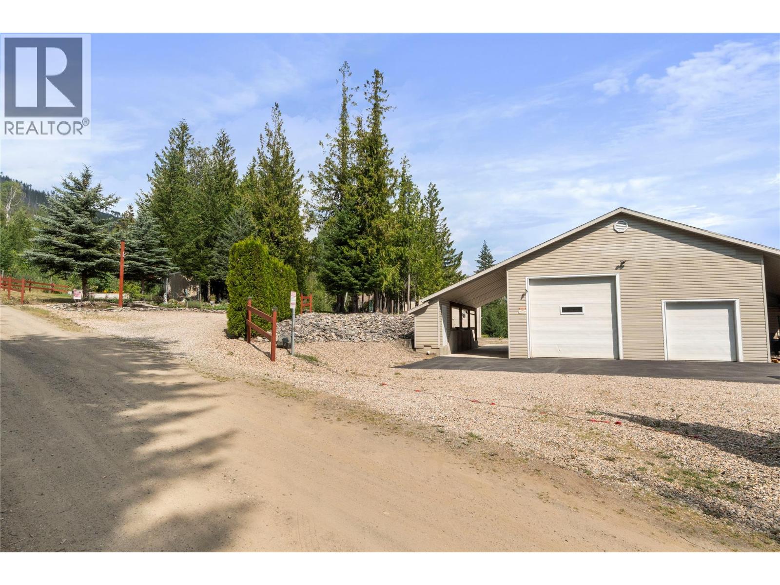 1406 Huckleberry Drive, Sorrento, British Columbia  V0E 2W1 - Photo 47 - 10403609