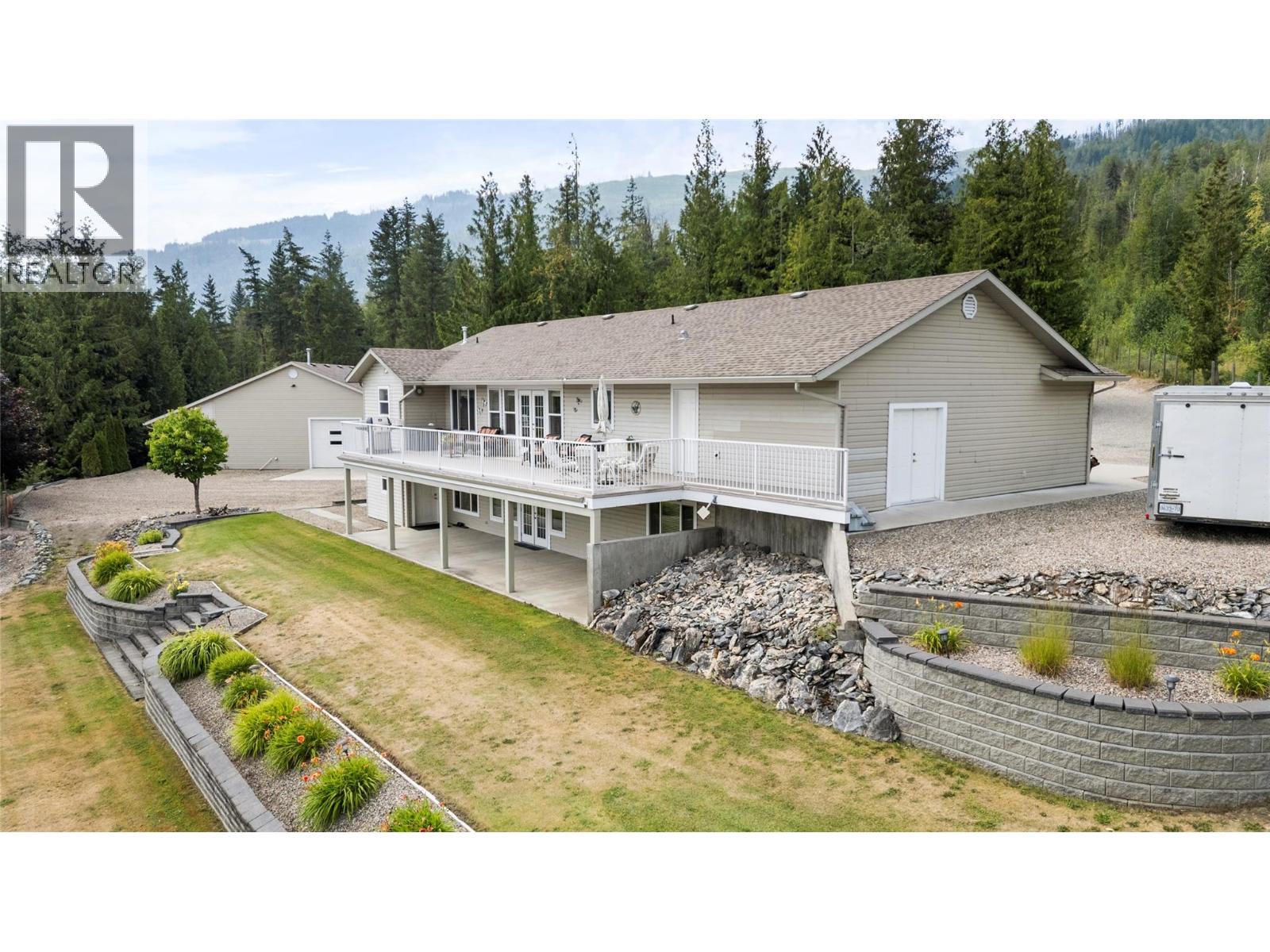 1406 Huckleberry Drive, Sorrento, British Columbia  V0E 2W1 - Photo 52 - 10403609