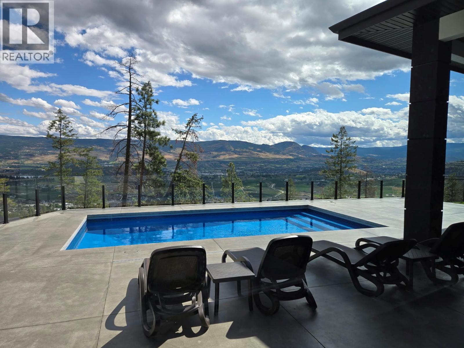 274 Summer Wood Drive, Kelowna, British Columbia  V1V 0C9 - Photo 2 - 10402810