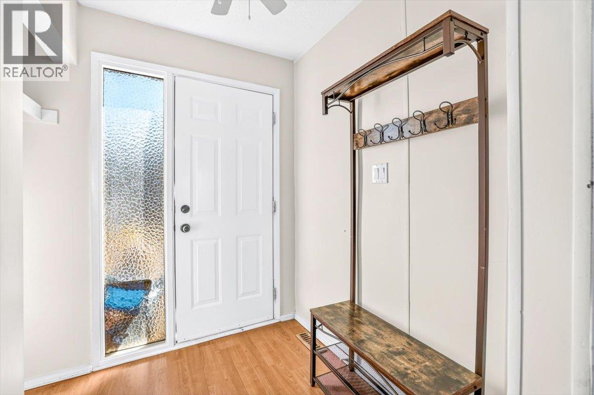 425b Mountain Ash Crescent, Sparwood, British Columbia  V0B 2G0 - Photo 12 - 10393522