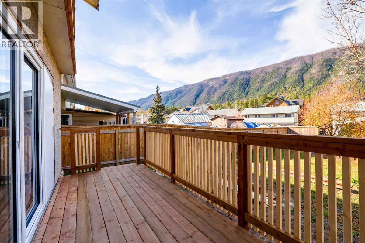 425b Mountain Ash Crescent, Sparwood, British Columbia  V0B 2G0 - Photo 44 - 10393522